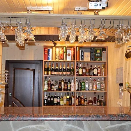 Hotel Zelena Dacha 2*