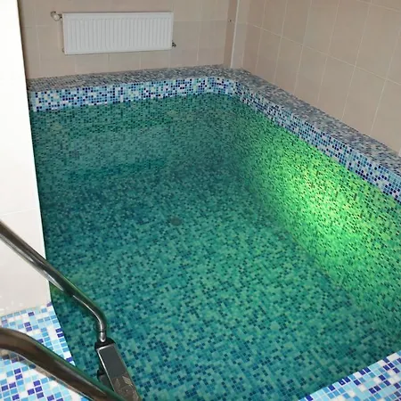 Zelena Dacha Hotel 2*