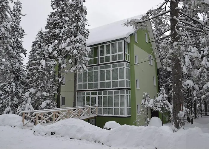 Zelena Dacha Hotel 2*