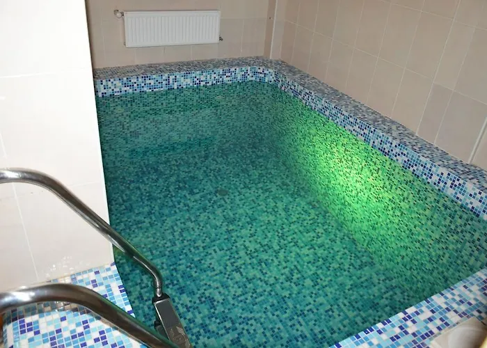 Zelena Dacha Hotel 2*
